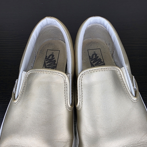 Vans Clasic Slip On Muted Metallic Gold True White Size Mens 7.5 Womens 9 - Picture 7 of 14